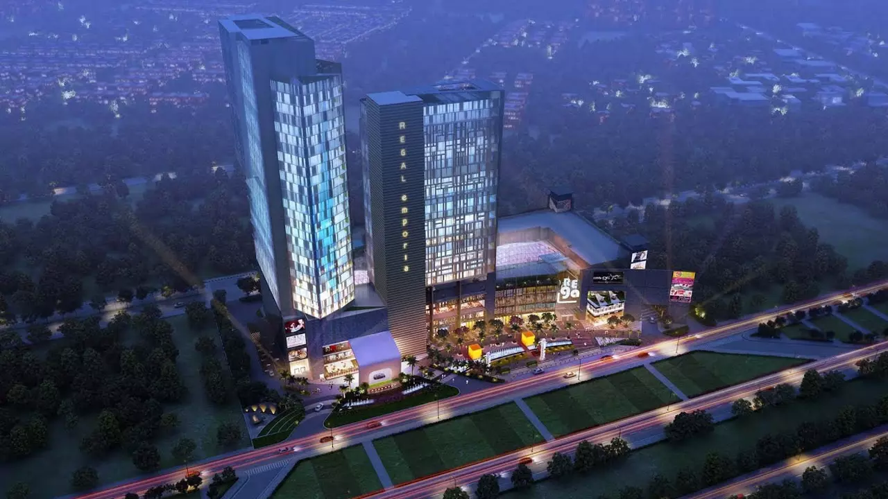 Delhi State Commission Holds Regal Emporio Liable For Deficiency In Service For Falsely Assuring Completion Of A Project And Retaining The Complainants Money.